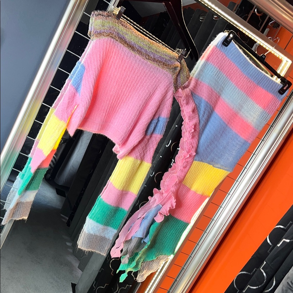 🌈 AKIRA Luxe "Pretty Like Me" 2-Piece Set | Off-Shoulder & Ruffle Skirt 💖
